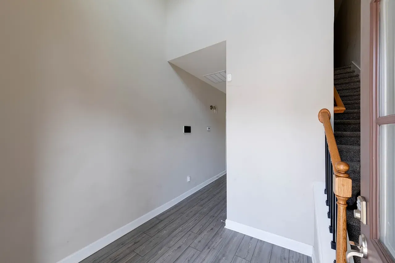 967 Horse Mountain Rd — Photo 3