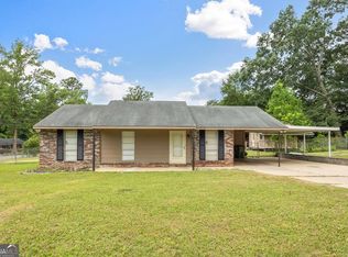 6001 Williamsburg Dr, Columbus, GA 31909