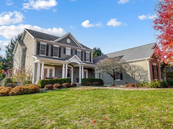 121 Bedwen Bach Ln, Granville, OH 43023