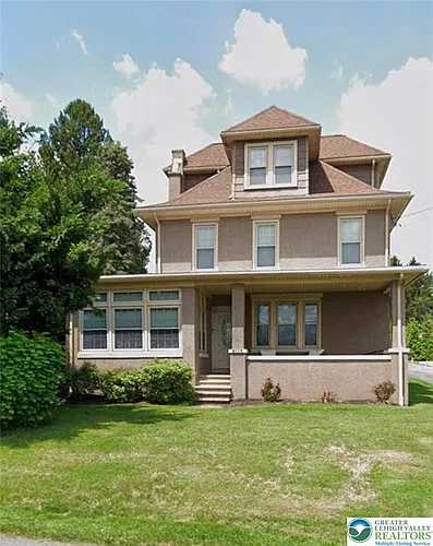 8115 Main St Photo 1