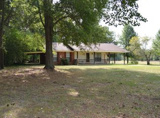 1414 Crowe Rd, Columbus, MS 39702