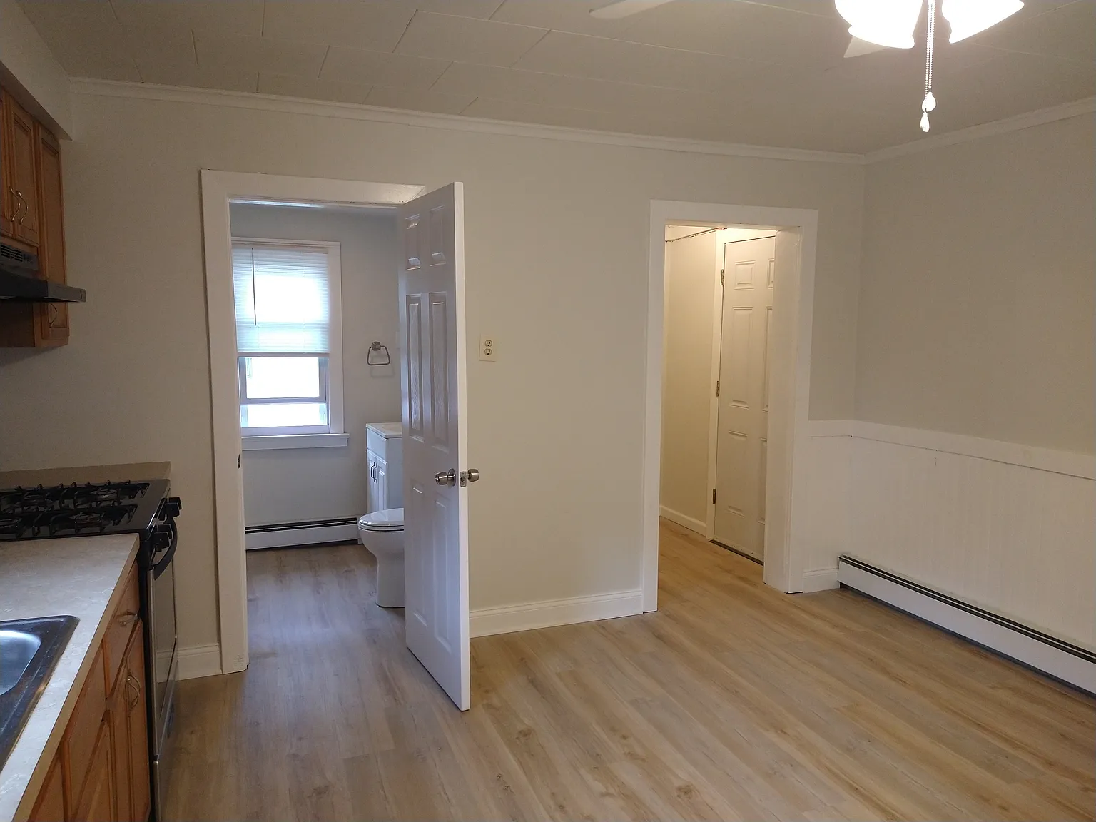 3 bed, 1120 sqft, $1,400 — Photo 4