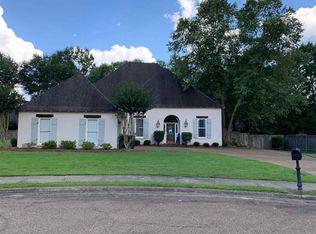 609 Crestridge Ct, Madison, MS 39110