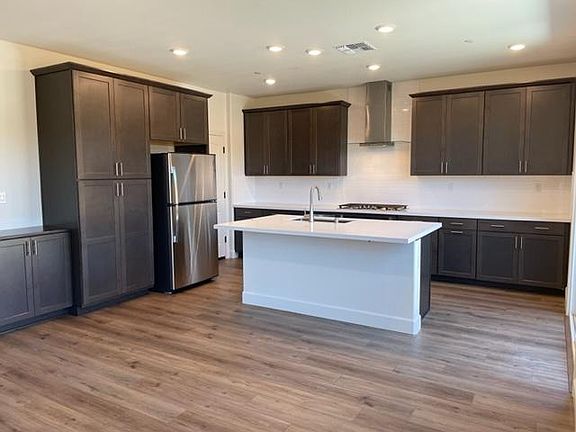 3rd image of 4438 French Dr