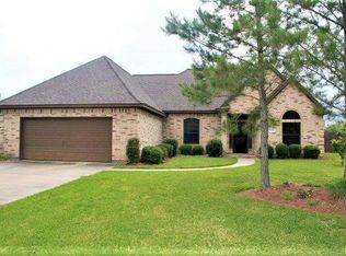 1020 Heritage Oaks Dr, Angleton, TX 77515