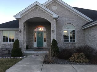 2710 Fawn Ct, Beloit, WI 53511