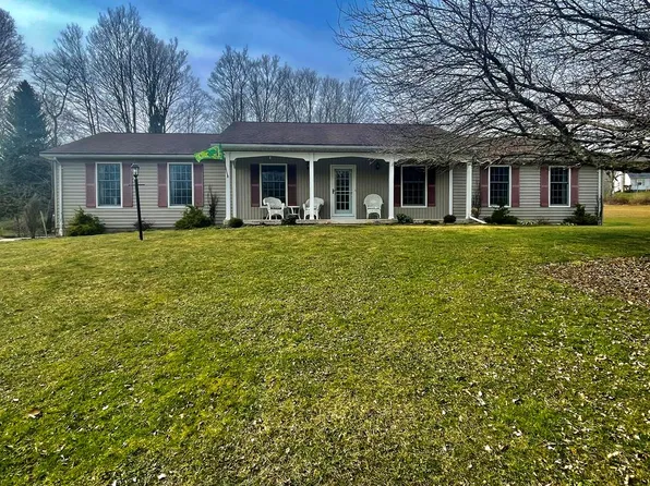 4 Hutchison Rd, Covington, PA 16917