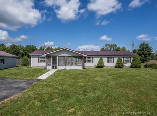 9304 E Garrison Hollow Rd, Salem, IN 47167