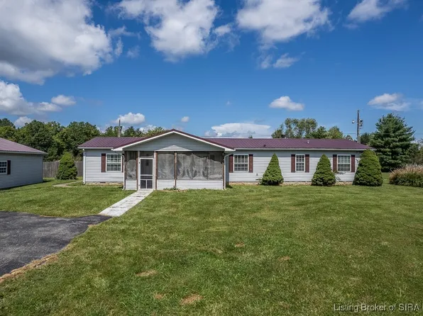 9304 E Garrison Hollow Road, Salem, IN 47167