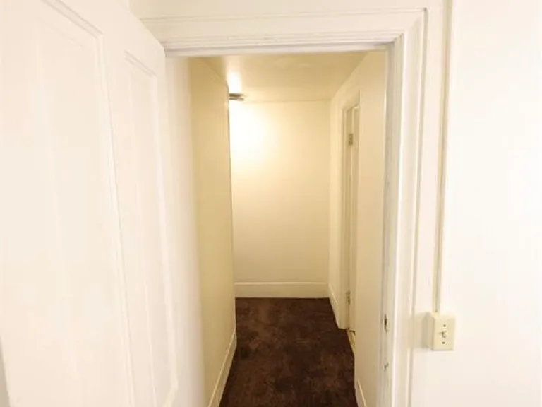 226 Davidson Ave #226 — Photo 8