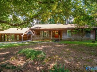 330 Bonnie Pl, Gadsden, AL 35901