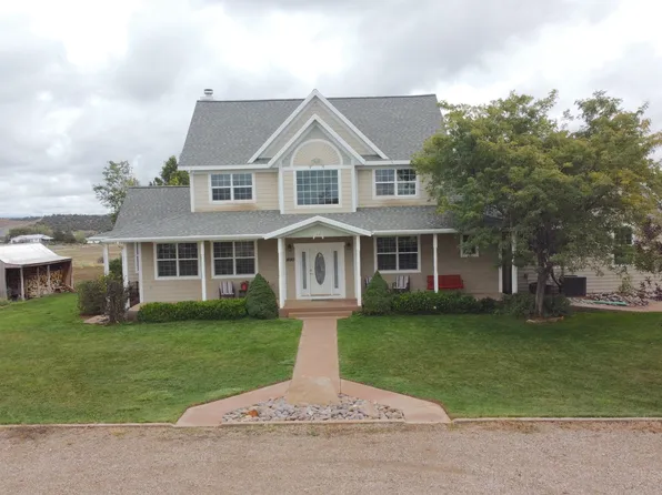 1690 N Pinion Ridge Dr, Blanding, UT 84511