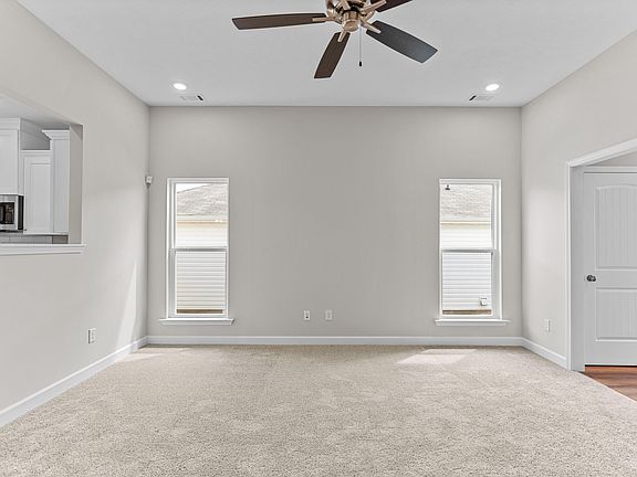 5th image of 8141 Bannock Circle