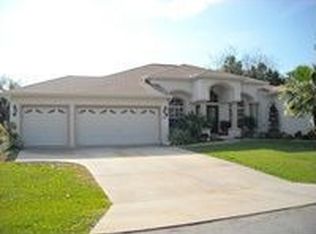 11590 W Clubview Dr, Homosassa, FL 34448