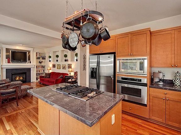 5th image of 9832 229th Ln NE