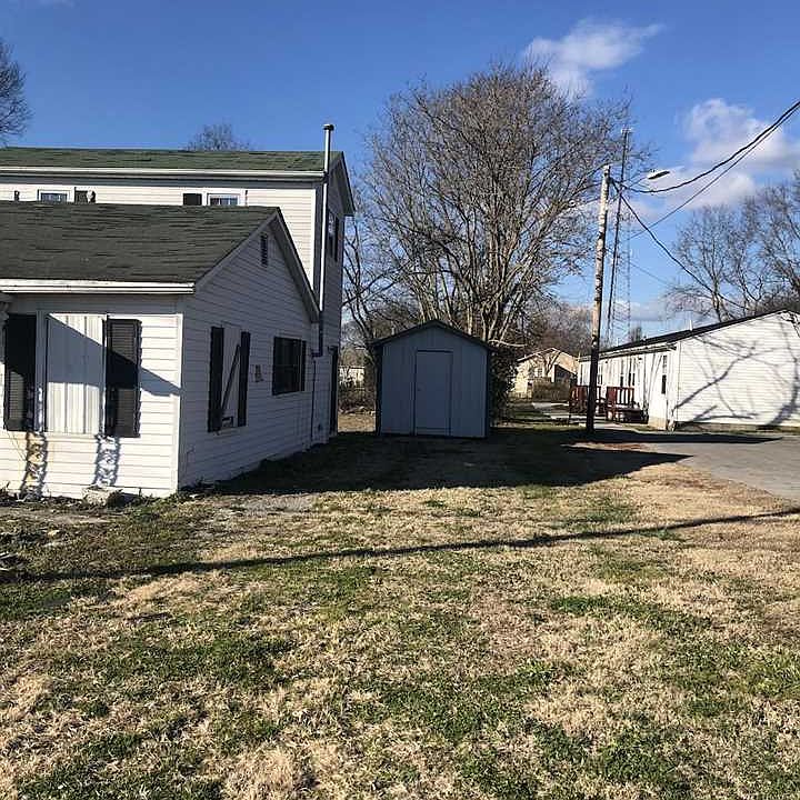 2nd image of 513 Jackson St