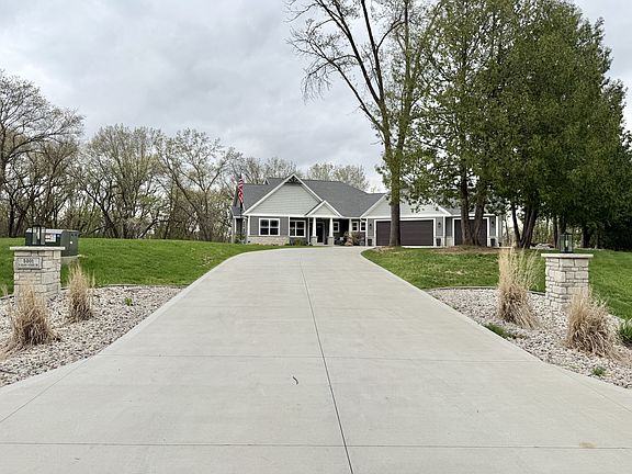 3rd image of 5201 N Grand Videre Dr