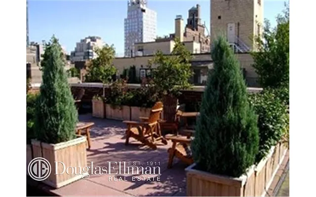 Sold by Douglas Elliman | media 14