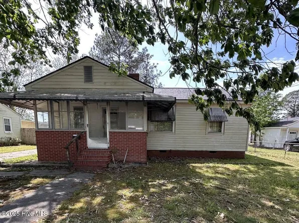 406 Denby Street SW, Wilson, NC 27893