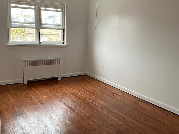 3rd image of 1012 Revere Ave #2