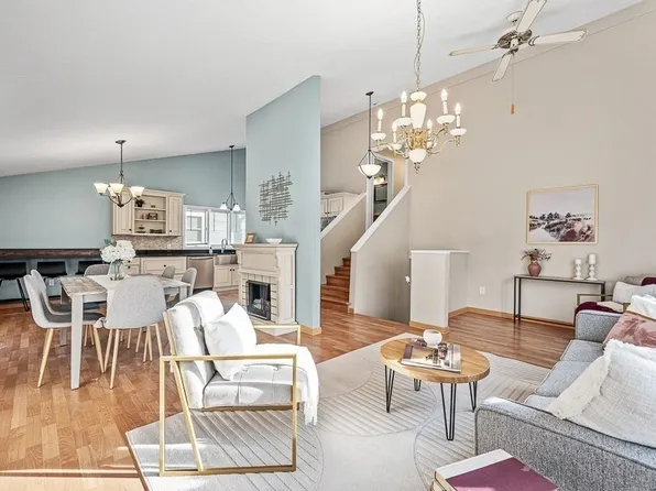 29 Dominion Rd, Worcester, MA 01605