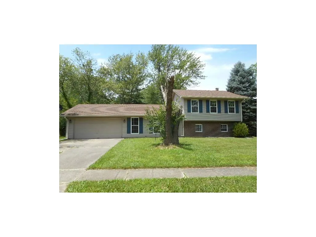 8732 Deer Run Dr photo 1