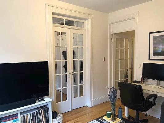 Rented by LJ Sloane Management | media 12