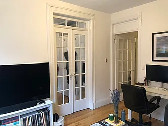 Rented by LJ Sloane Management