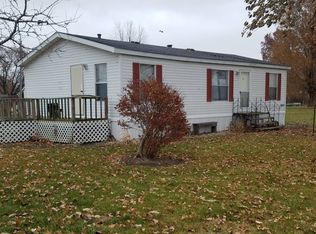 1020 Butler St, Roodhouse, IL 62082