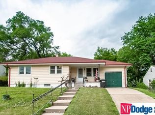 5322 N 49th St, Omaha, NE 68104