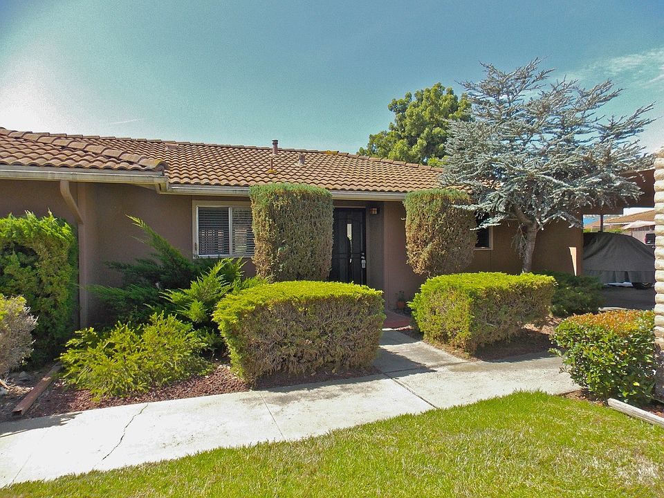 1st image of 1513 La Fiesta Dr