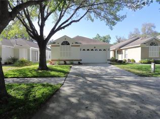 5826 Tanagerlake Rd, Lithia, FL 33547