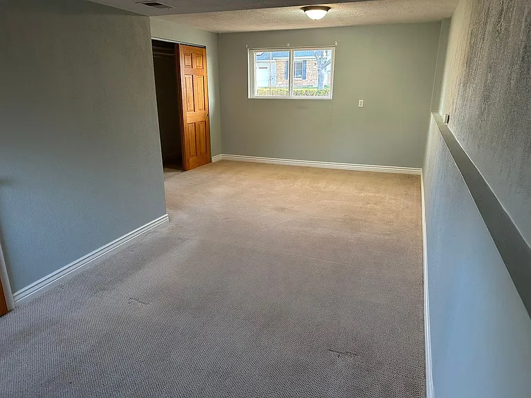 840 W Linden St — Photo 24