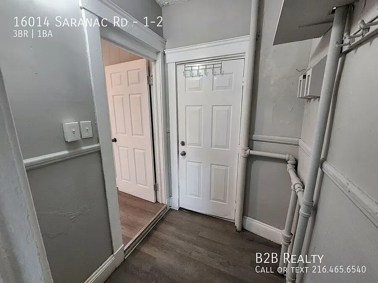 16014 Saranac Rd #1-2 — Photo 15