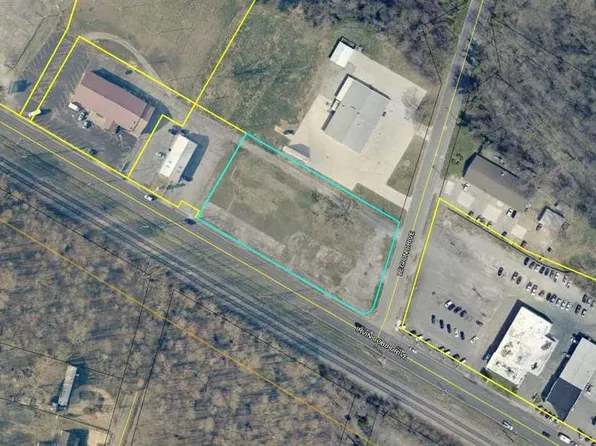 2095 Irvin Cobb Dr, Paducah, KY 42003