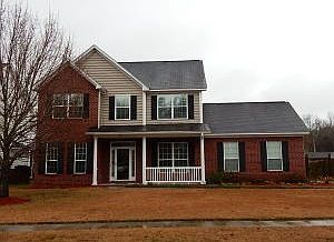 1st image of 131 Summer Trace Dr
