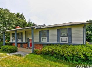 108 Azalea Way, Hendersonville, NC 28792
