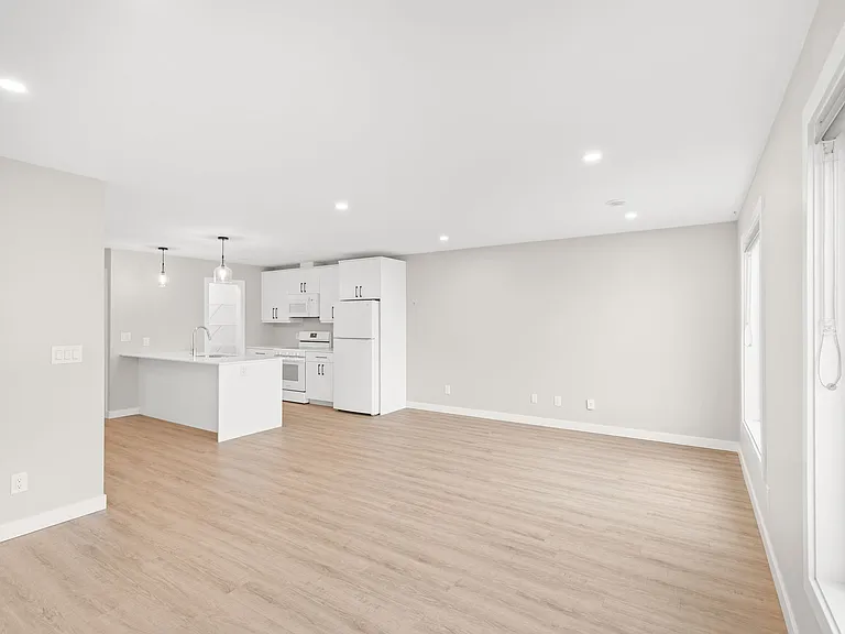 40 Ken Oblik Dr — Photo 37