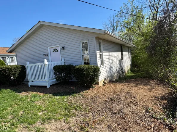 1523 W 8th St, Bloomington, IN 47404