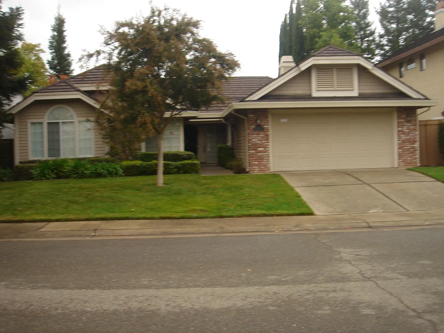 11371 New England Pl photo 1