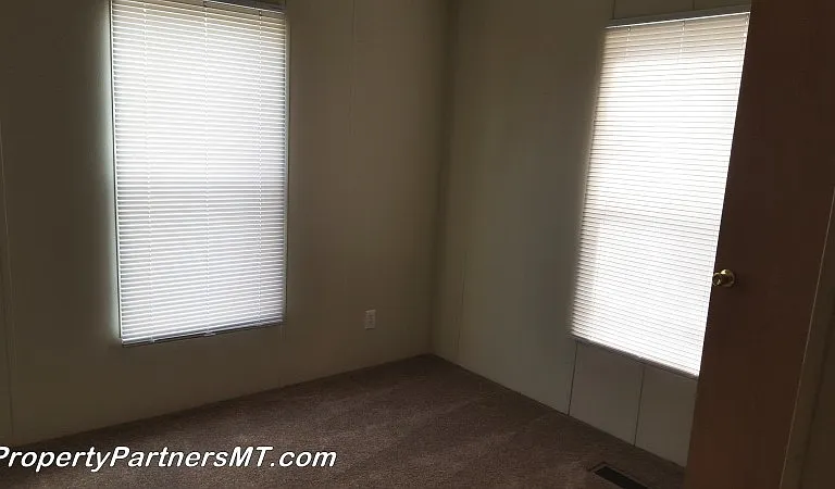 118 Sunlight Ave — Photo 3