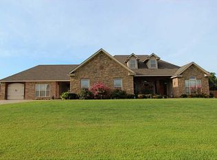 638 W Newberry Rd, Alma, AR 72921