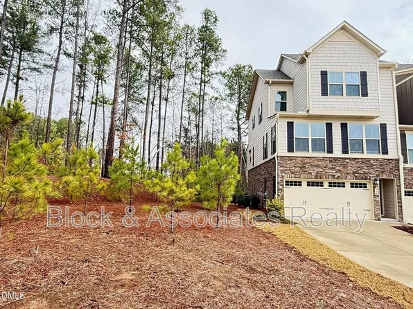936 Channing Park Cir, Cary, NC 27519