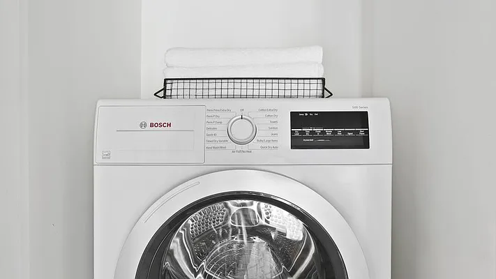 Rented by Nooklyn NYC LLC | media 77