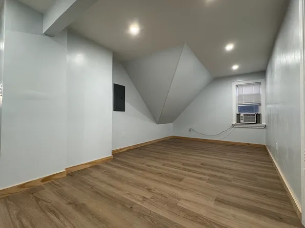 152 Broadway #3, Taunton, MA 02780