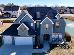 5703 S 59th St, Rogers, AR 72758