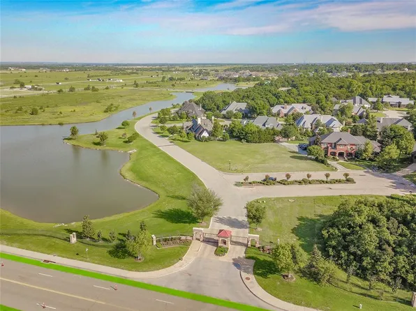 4400 Crittenden Dr Lot 6, Norman, OK 73072