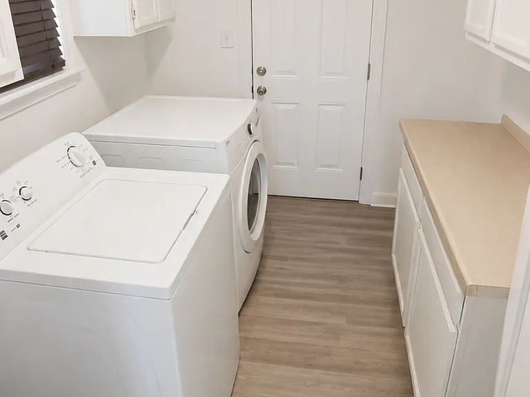 2820 Vincent Ave — Photo 16
