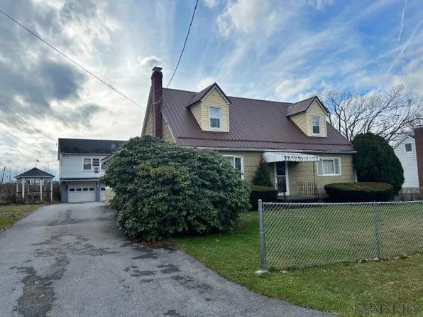 742-742R Demuth St, Johnstown, PA 15904