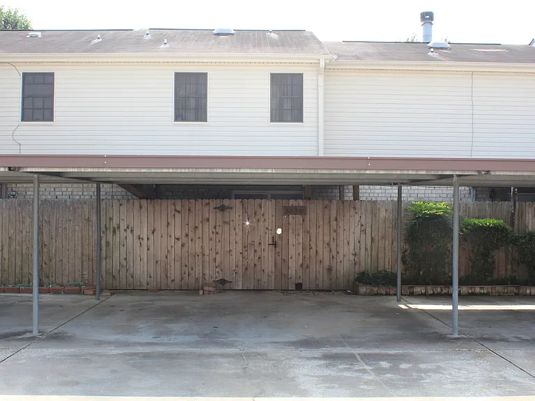 9030 Glen Meadow Ln — Photo 13